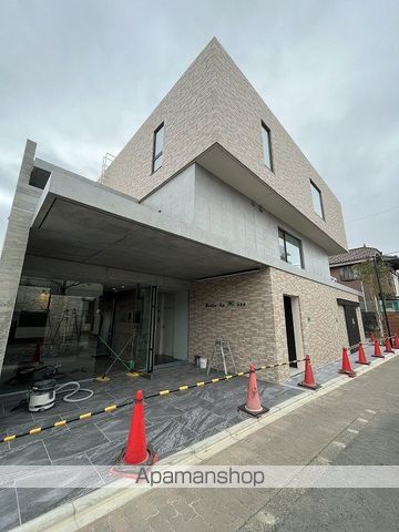 ヴェル ラ メゾンの玄関写真