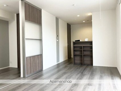 ディアライズ久米中央[1LDK/41.86m2]のリビング・居間