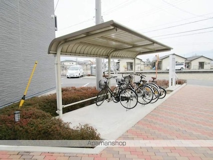 レオパレスアヴニール八幡[1K/28.02m2]の外観4