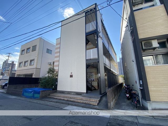 レオパレス荒崎の外観写真