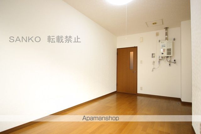 アーバンコート東区役所前IIIの内装写真