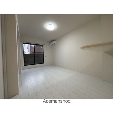 Avantiの内装写真