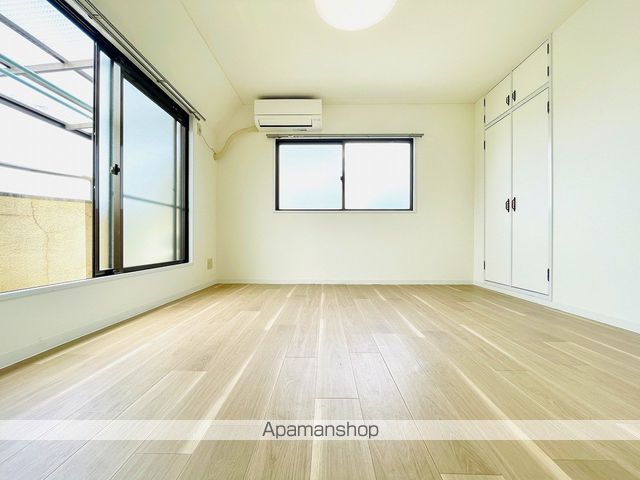 シャルマン清水の内装写真