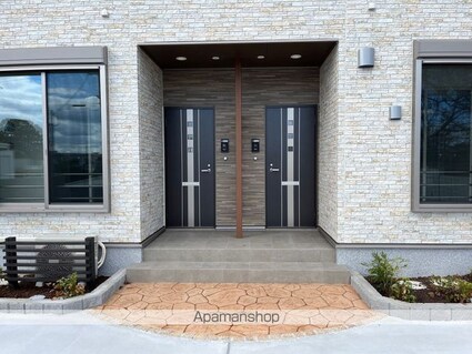 サードニクスーＫ[1LDK/50.01m2]のエントランス2