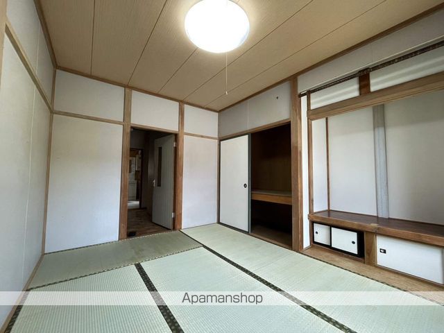 清水町貸家22番30号の内装写真