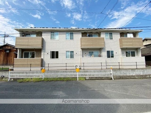 ヌーベルフランの外観写真