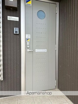 クレスタ[1LDK/54.11m2]の玄関