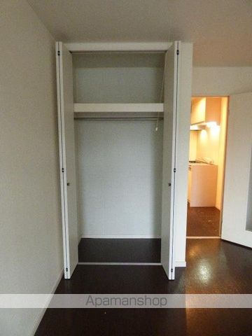 リバーサイド イズミの内装写真