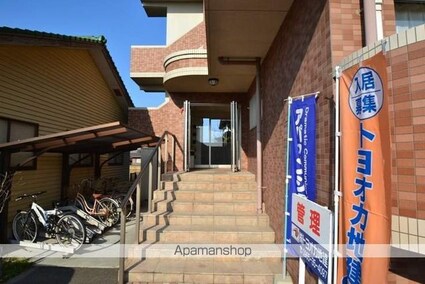 マンションティアラ[2LDK/56.7m2]のエントランス