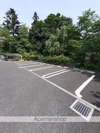 東京都西多摩郡日の出町大字平井[2LDK/57.93m2]の駐車場