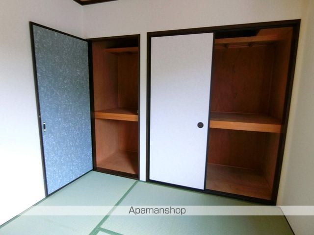 シャトヴェールA棟の内装写真