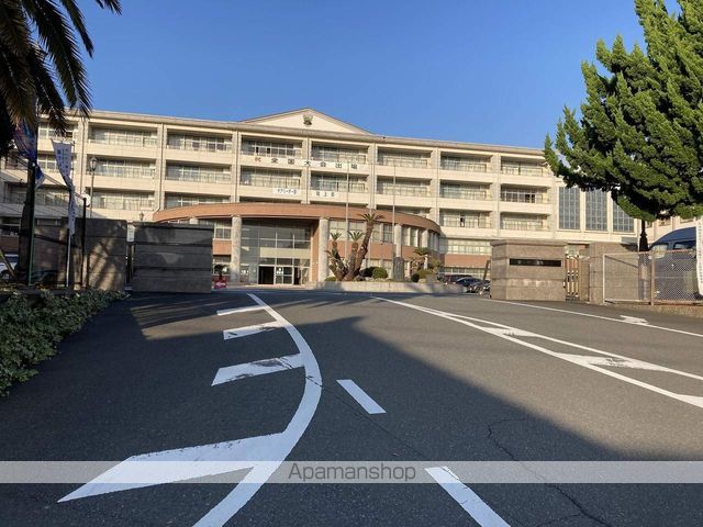 クイーン・ヒルズの周辺写真