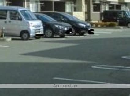 広島県府中市高木町[2DK/46.49m2]の駐車場1