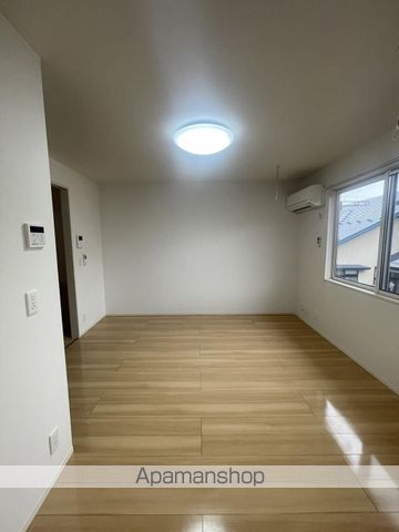 メゾンドゥカイB棟の内装写真