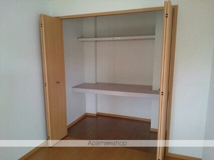 プロスペリティ・弐番館[2LDK/52.49m2]の収納