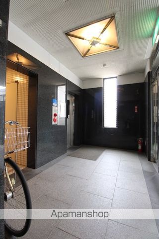 パインヒルズ東白島の内装写真