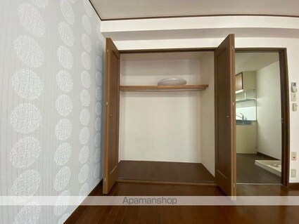 フェニックス１８[1K/37.37m2]の収納