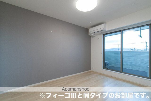 シュトラールの内装写真