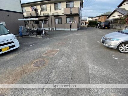 オーブリーＳ・Ｋ　Ａ[2LDK/65.53m2]の駐車場