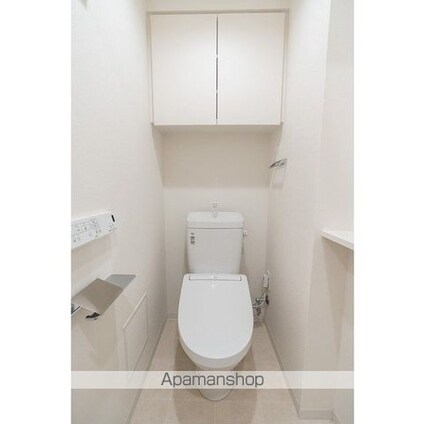 コンフォリア・リヴ新中野ＳＯＵＴＨ[1DK/25.42m2]のトイレ