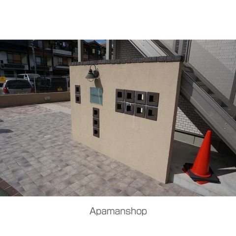 ベイサージュN Aの玄関写真