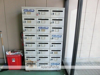 マンションバンガード[2LDK/61.04m2]の共用部1