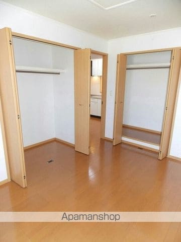 メゾンブリーズB棟の内装写真