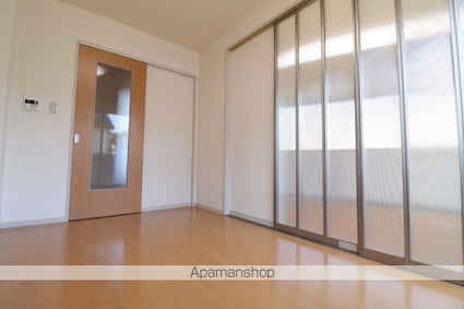 プリンス　Ｂ[2K/43.6m2]のリビング・居間