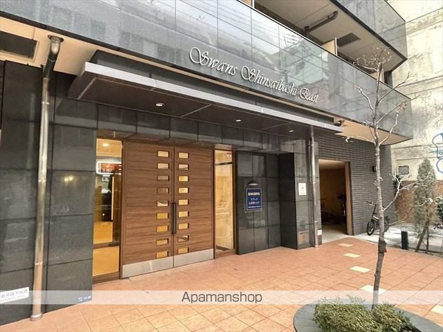 スワンズ心斎橋イーストの玄関写真
