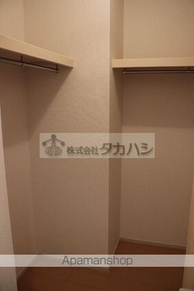 フィールド・サンＣ[1K/32.94m2]の収納