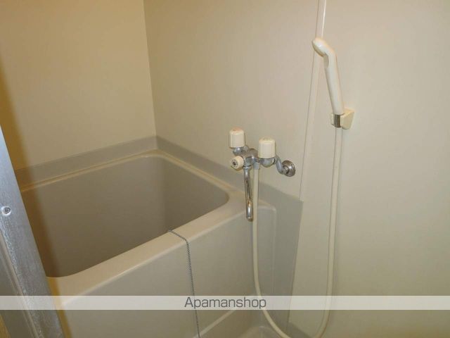 ナナヤマ岩出の内装写真