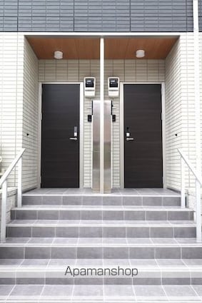 東京都練馬区中村南１丁目[3LDK/63.35m2]のエントランス