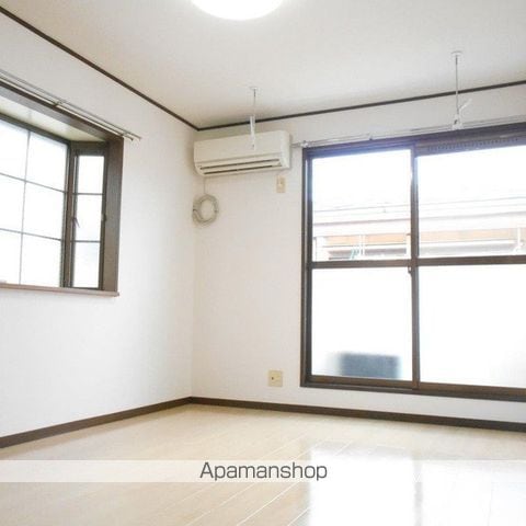 ファミーユ八番館の内装写真
