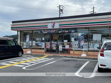 クレメント近江八幡　Ｂ[1LDK/50.01m2]の周辺7