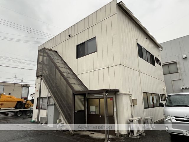 学生の宿の外観写真