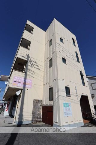 高橋第一ビルの玄関写真