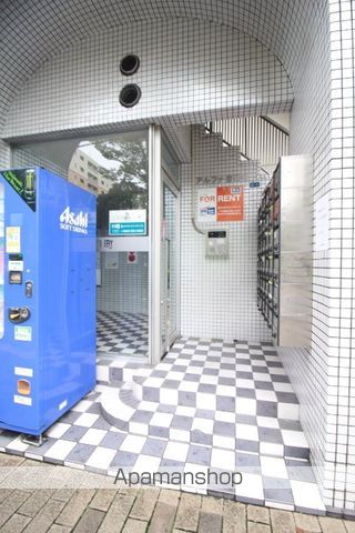 アルファ富田町の玄関写真