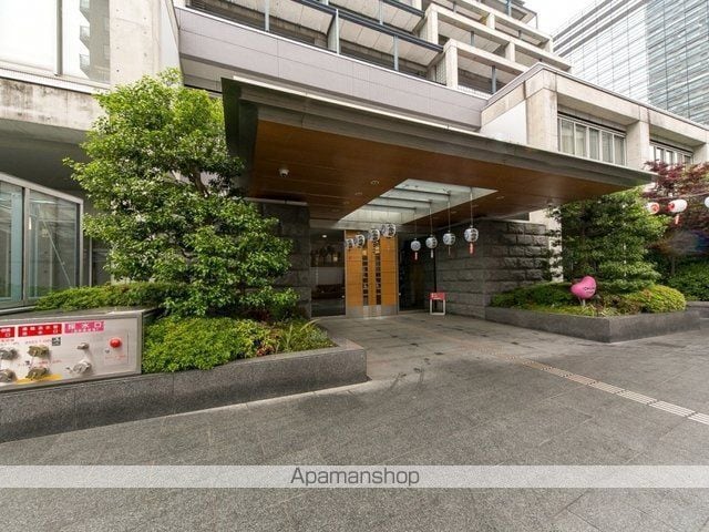 トルナーレ日本橋浜町の玄関写真