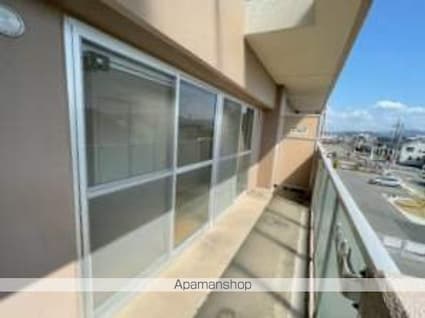 滋賀県守山市勝部２丁目[2LDK/66m2]のバルコニー