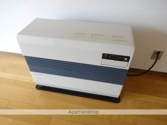 SQUARE MS614の内装写真
