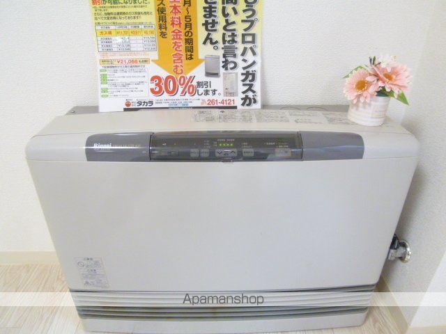 ルナハイツ南8条の内装写真