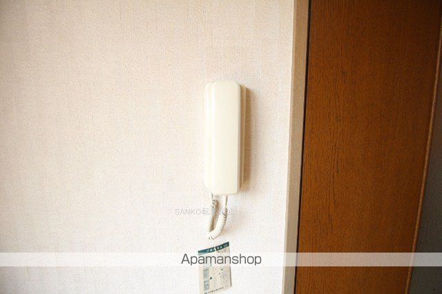 プラドール平和の内装写真