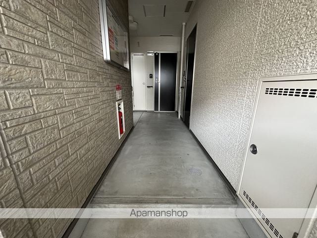 フジパレス吹田中の島公園II番館の玄関写真