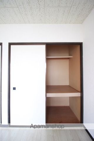 クレセント松新の内装写真