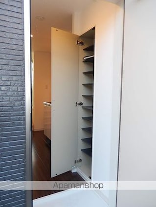 フェリオ平安通[1K/20.93m2]の玄関