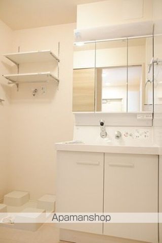 コルヌイエ長久手の内装写真