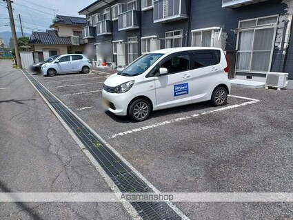 エルディム永原Ⅰ[2DK/39.74m2]の駐車場1