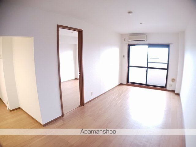 グランメゾン プラムの内装写真