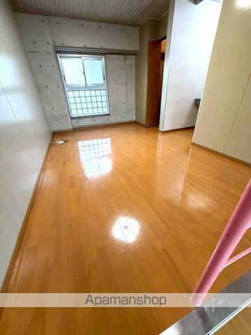 メゾネットMの内装写真