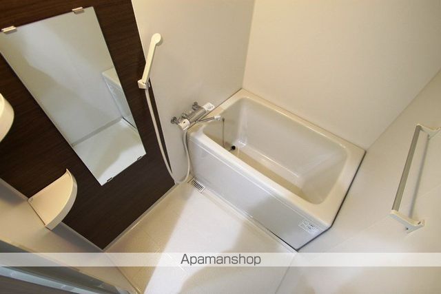 URESIDENCE新大阪の内装写真